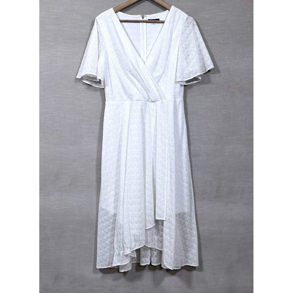 Tommy Hilfiger White Eyelet Faux Wrap Dress Size 8 Cottagecore Summer